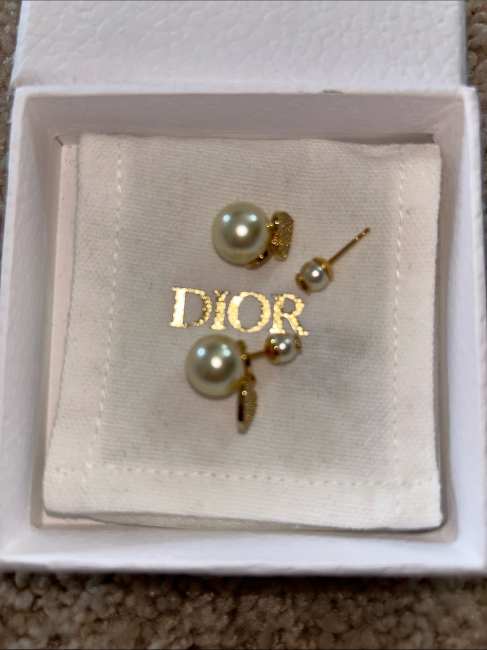 Authentic) Dior Tribales earrings - Picture 4 of 17